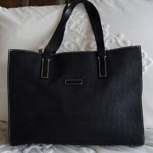 Dooney & Bourke ♣️ Black Canvas/ Leather Tote-Satchel